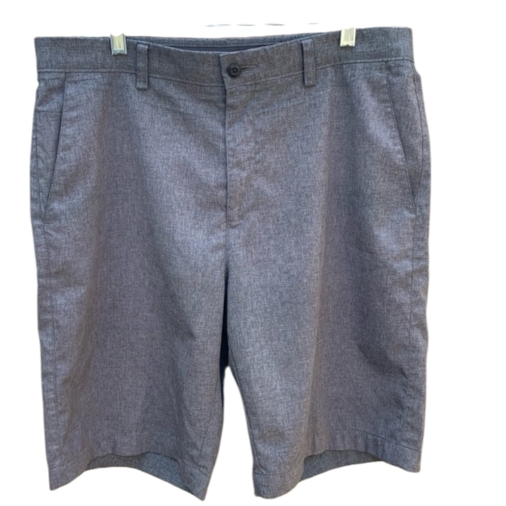 PGA Tour Gray Flat Front Shorts Relaxed Fit Size 34 Waist. Excellent Condition.